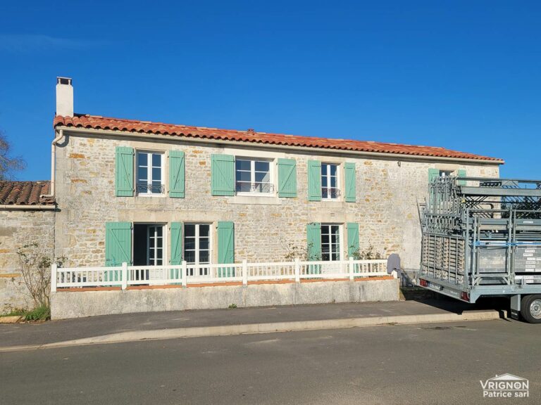 entreprise travaux couverture toiture moutiers vendee